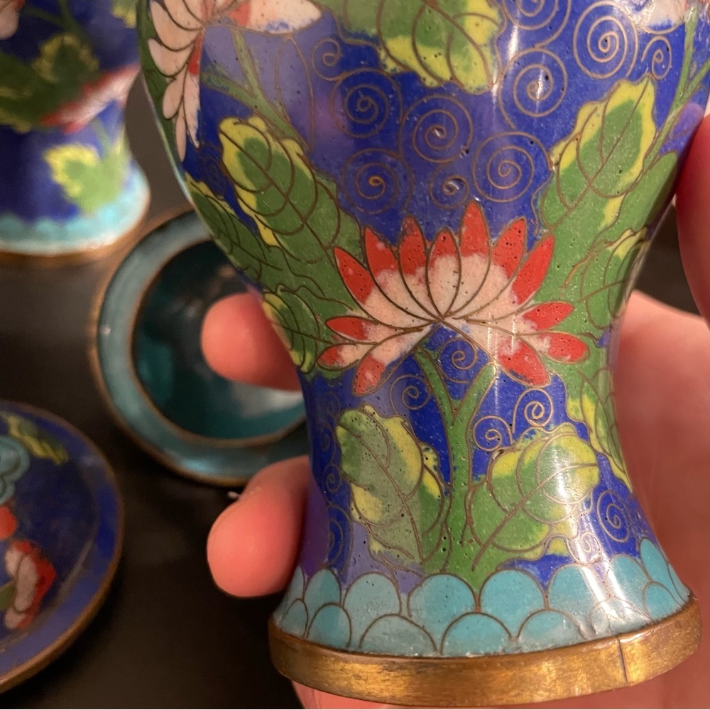 Pair of late 19th century Qing Chinese Cloisonné Temple Jars with Original Stand - Picture 11 of 11
